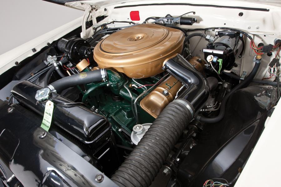  Lincoln Premiere Convertible Coupe 1957 года  (фото 4 из 24)